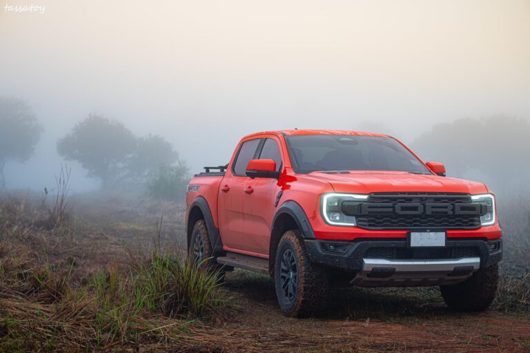 Ford Ranger Raptor 2023 Red Ford Ranger Raptor 2023 và 5 diểm thay đổi nâng tầm giới hạn